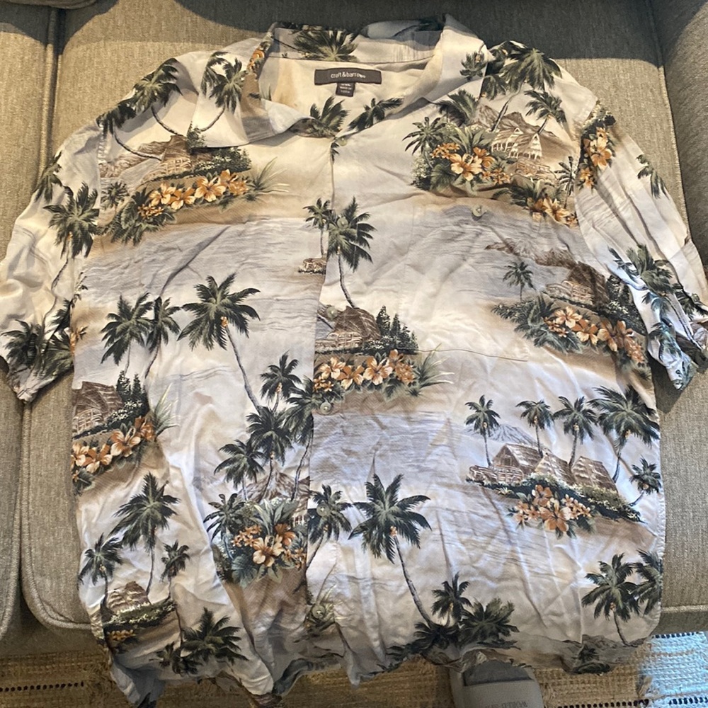 Croft & Barrow men’s Hawaiian shirt